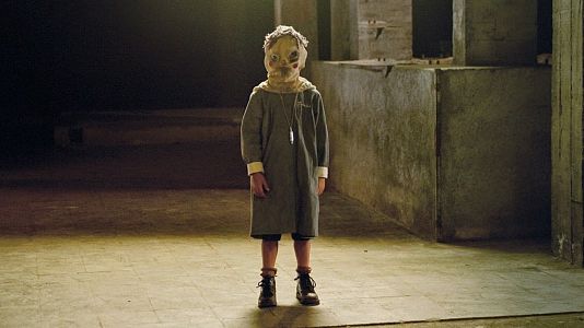 Qu famoso actor se esconda tras la mscara en 'El orfanato'